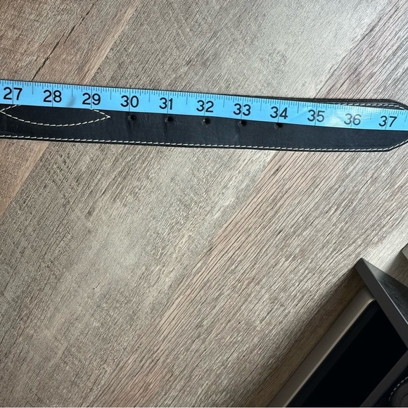 Heritage Leather Handmade Belt - Picture 7 of 9